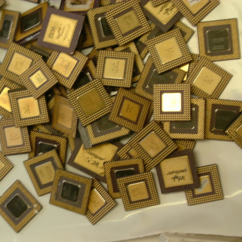Intel Pentium Pro Ceramic CPU Processor Scrap With Gold Pins